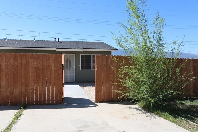 Cozy 2 bedroom in Tehachapi City - Cozy 2 bedroom in Tehachapi City House