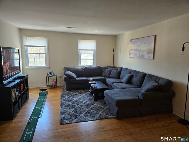 1118 Main St Unit 1