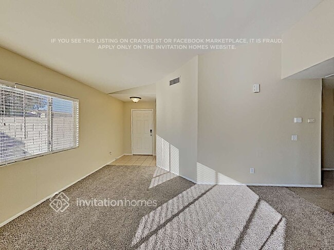 Photo - 5421 W Grove St