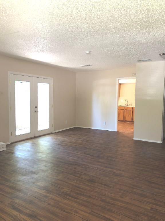 Photo - 9009 Quail Valley Dr