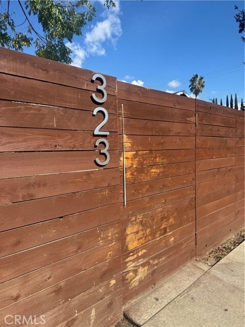 Building Photo - 323 E Olive Ave Unit B