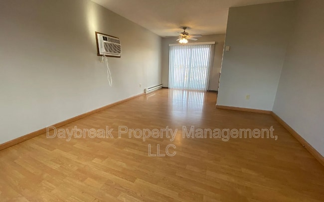Photo - 1702 2nd Ave E