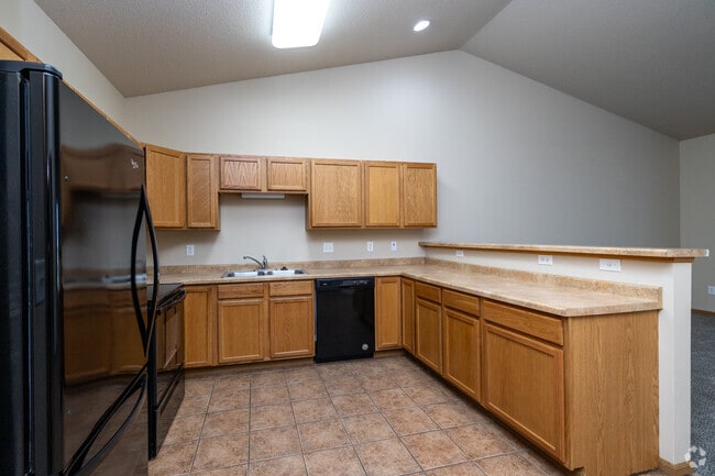1BR, 1BA - 869SF - Kitchen
