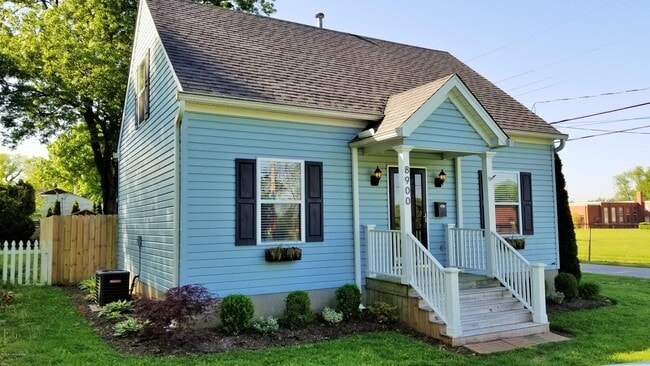 Building Photo - 8900 Prospect St