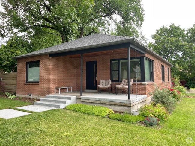 Building Photo - 1206 E Emerson Ave Rental