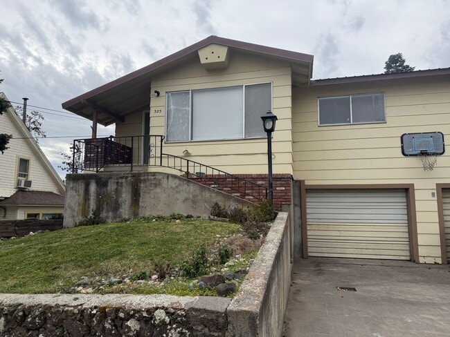 Photo - 325 NW 4th St Unidad 323 NW 4th St