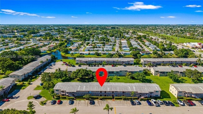 Building Photo - 7305 NW 5th Ct Unit 204