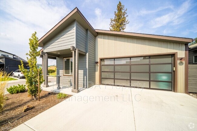Building Photo - 3343 N Rosalia Rd Rental