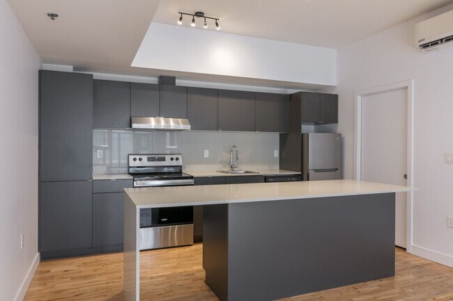 Photo - Marie Anne Lofts