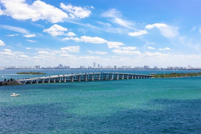 Photo - 2900 NE 7th Ave Unit 1002