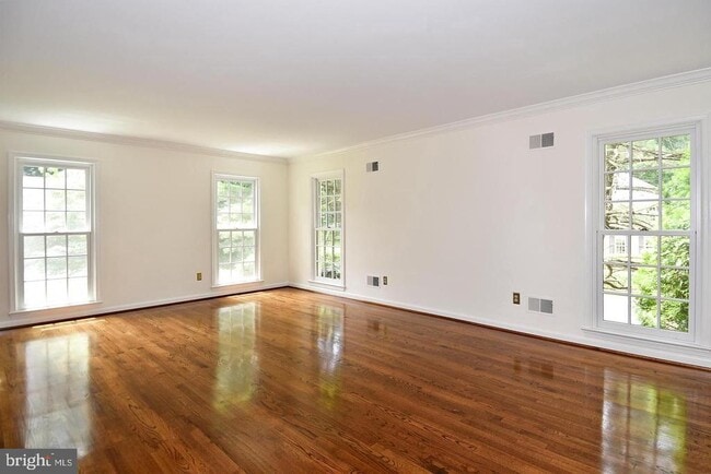 Photo - 7646 Huntmaster Ln