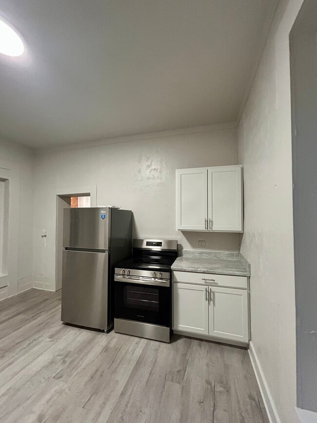 Photo - 618 Woodlawn Ave