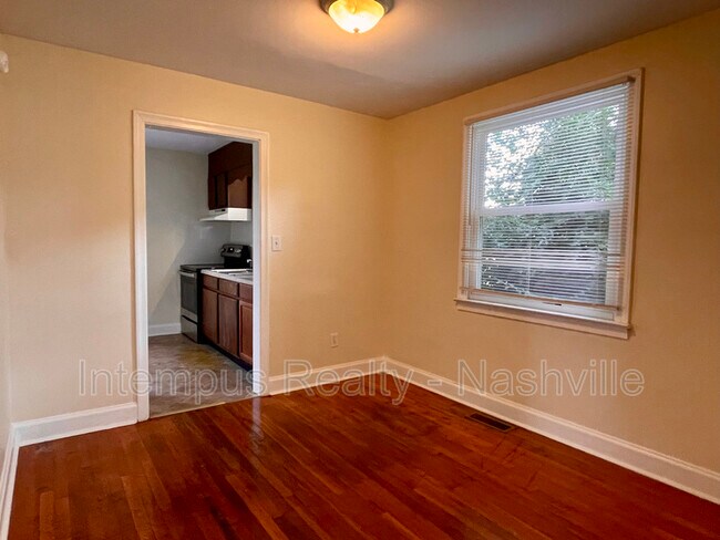 Photo - 1003 39th Ave N