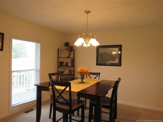 Photo - 211 Stoney Creek Dr