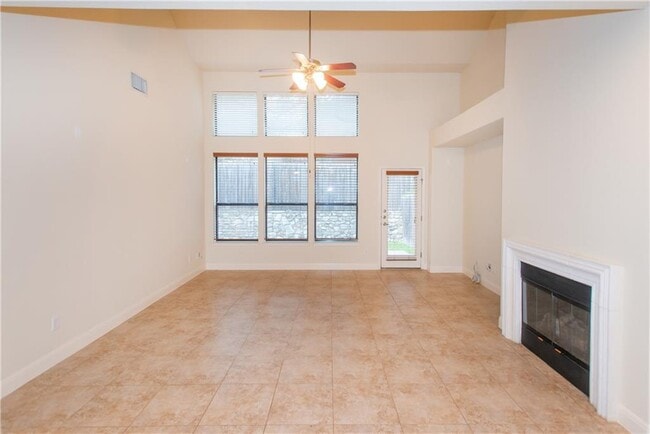 Photo - 6705 Covered Bridge Dr Unit 35