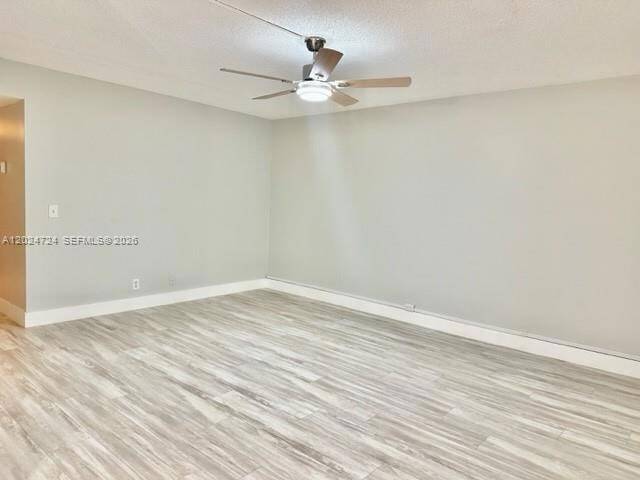 Photo - 850 SW 133rd Terrace Unidad 106B