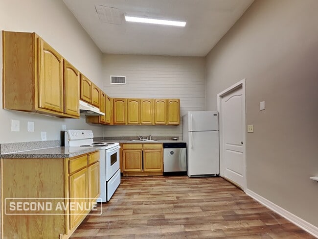 Photo - 3815 Rendale Dr N