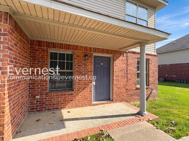 Photo - 10800 Frenchmen Loop Unit A