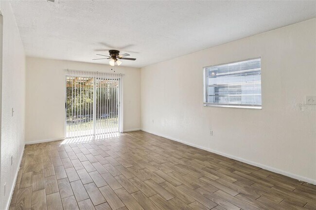 Photo - 1336 Fairway Dr