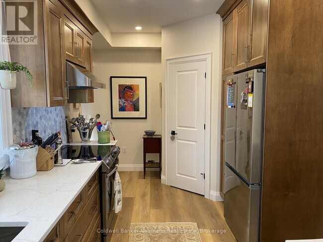 Photo - 194 Norfolk St