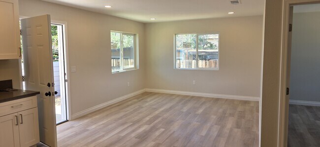 7425 Borrego Trail