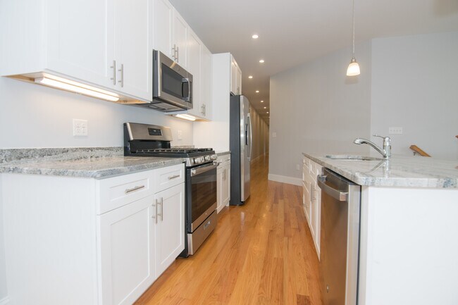 Photo - 10 Islington St Unit 1