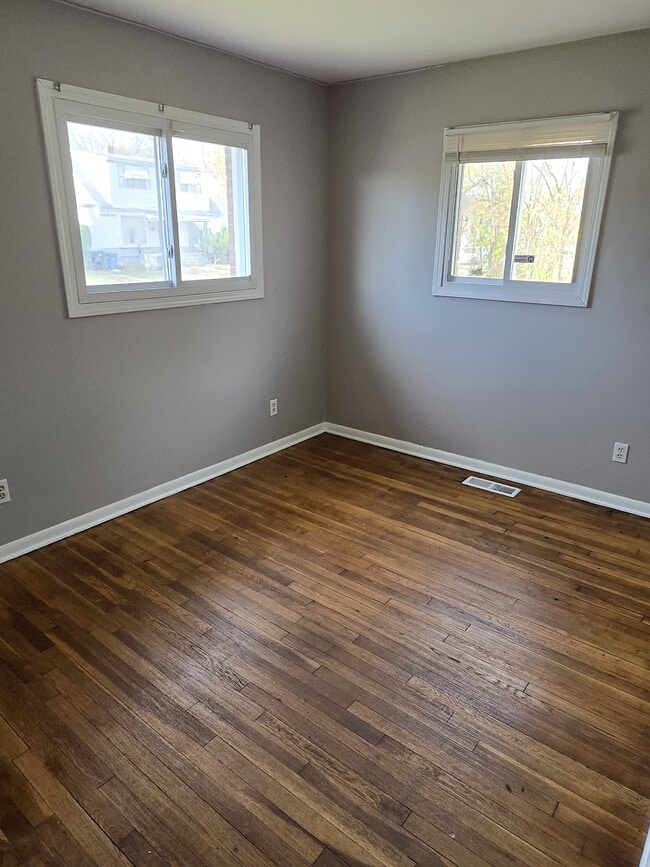 Photo - 19986 Cherrylawn St