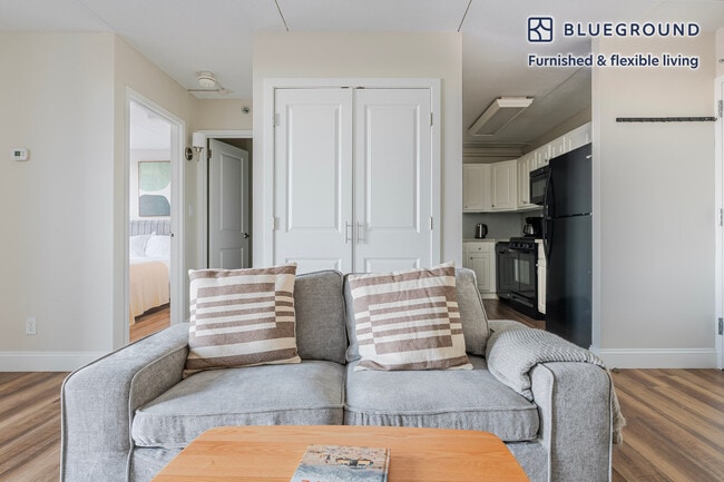 Photo - 812 Memorial Dr Unit FL5-ID1270