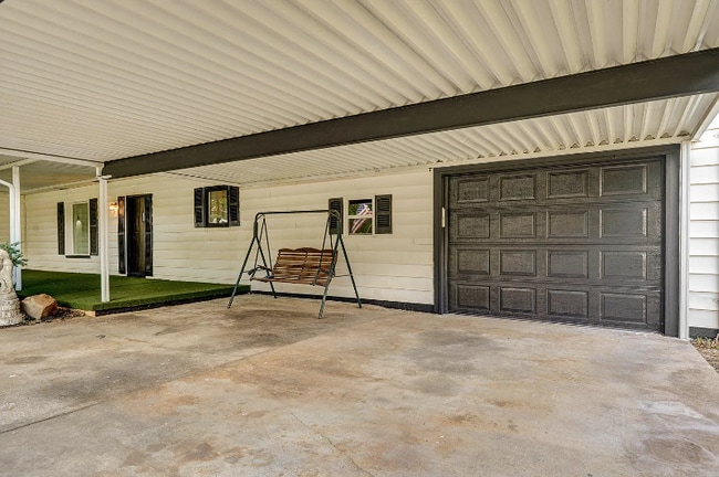 Photo - 1539 S Thelma Ave