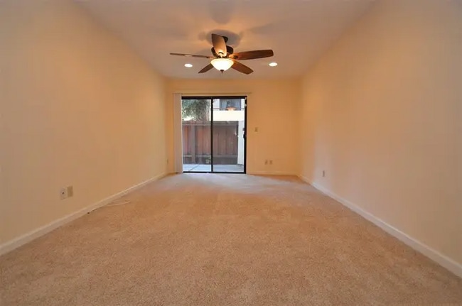 Photo - 5055 Valley Crest Dr Unit 185