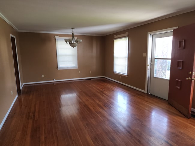 Photo - 402 W 27th Ave