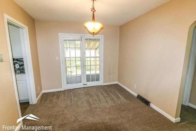 Photo - Completely remodeled 4 bedroom house just ...