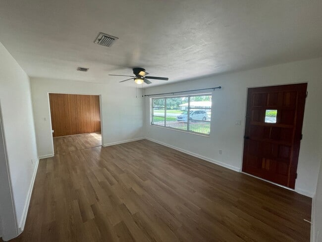 Photo - 2269 Southland Rd