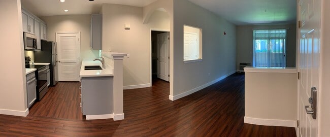 1x1-729sf: alternate colors - Gemello Village