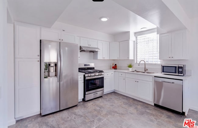 Photo - 1017 S Bedford St Unit 2Z