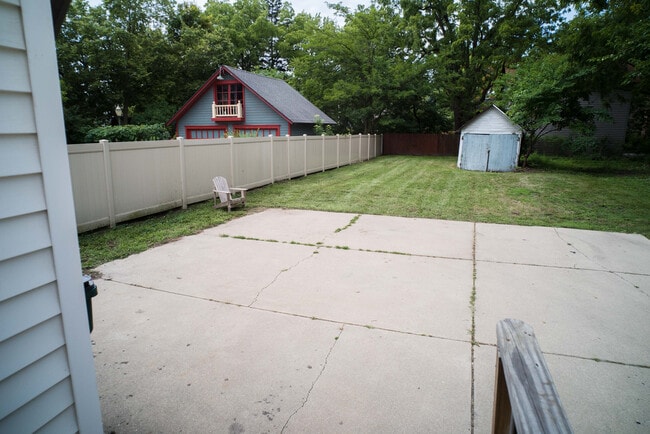 Photo - 319 N Sycamore St Unit 319 #2