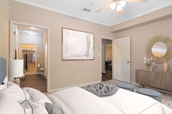 Classic Apartment Home