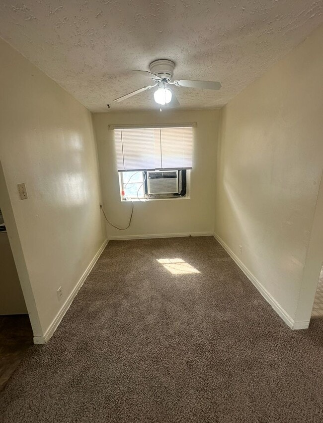 Photo - cc0216 Unit 4