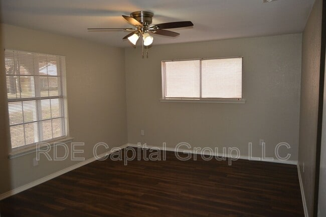Photo - 4611 Rockland Dr
