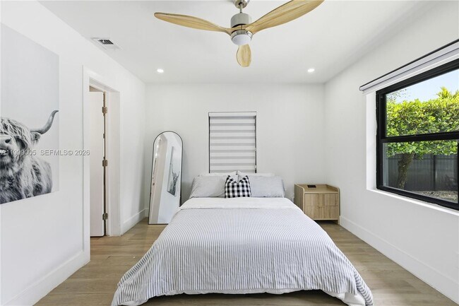 Photo - 86 NE 110th St