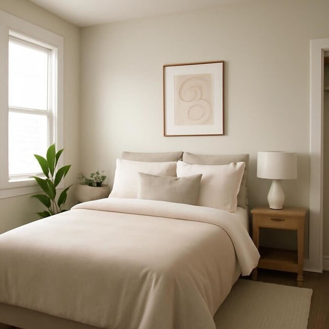 Photo - 311 Toronto St