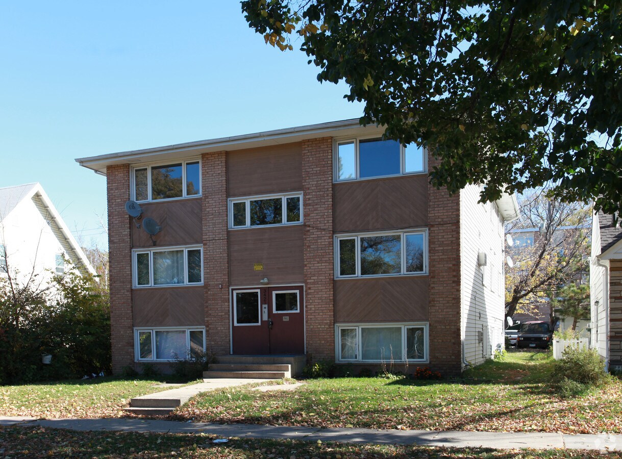 Photo - 3421 15th Ave S