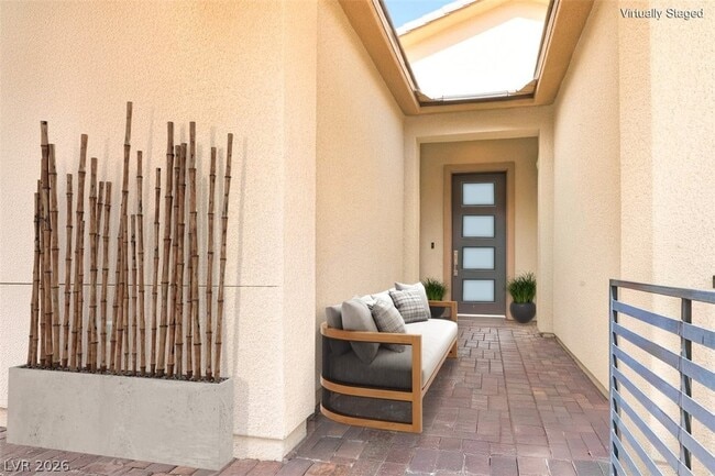 Photo - 80 Strada Caruso