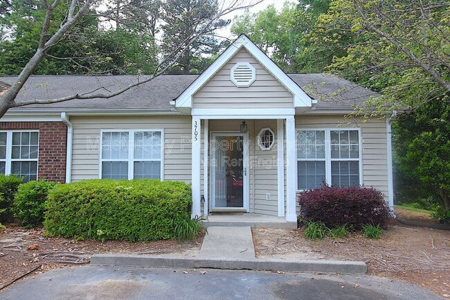 Building Photo - 3705 Votive Ln