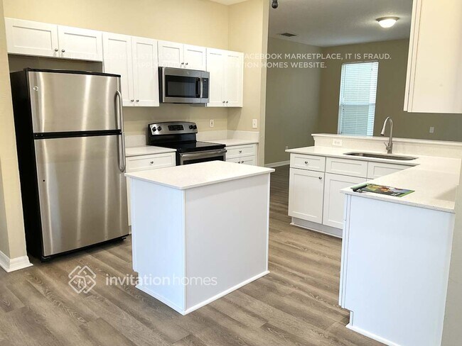 Photo - 264 Tavestock Loop