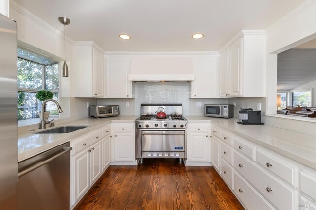 Photo - 174 Trinidad Dr