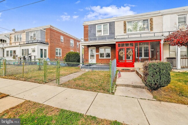 Photo - 123 Eastlawn Ave