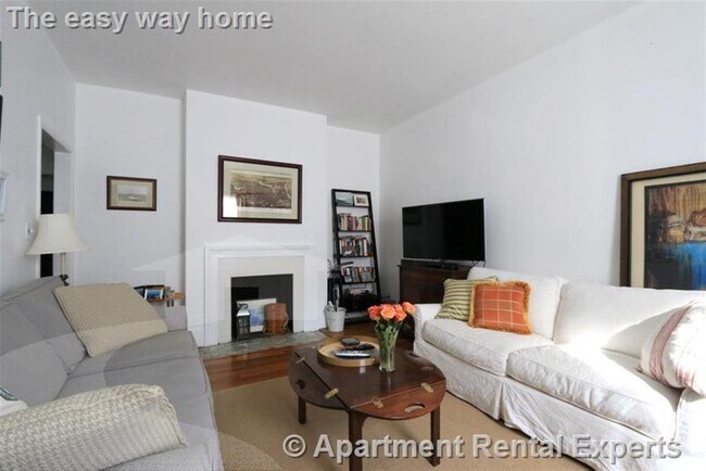 Building Photo - 21 Ellery St Unit 6