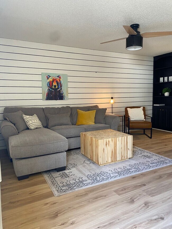 Photo - Furnished 2/2.5 Condo Blocks from Baylor C...