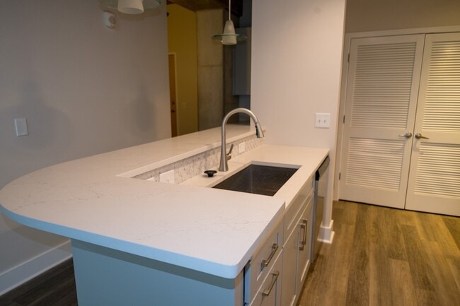 Photo - 415 Church St Unit 1204